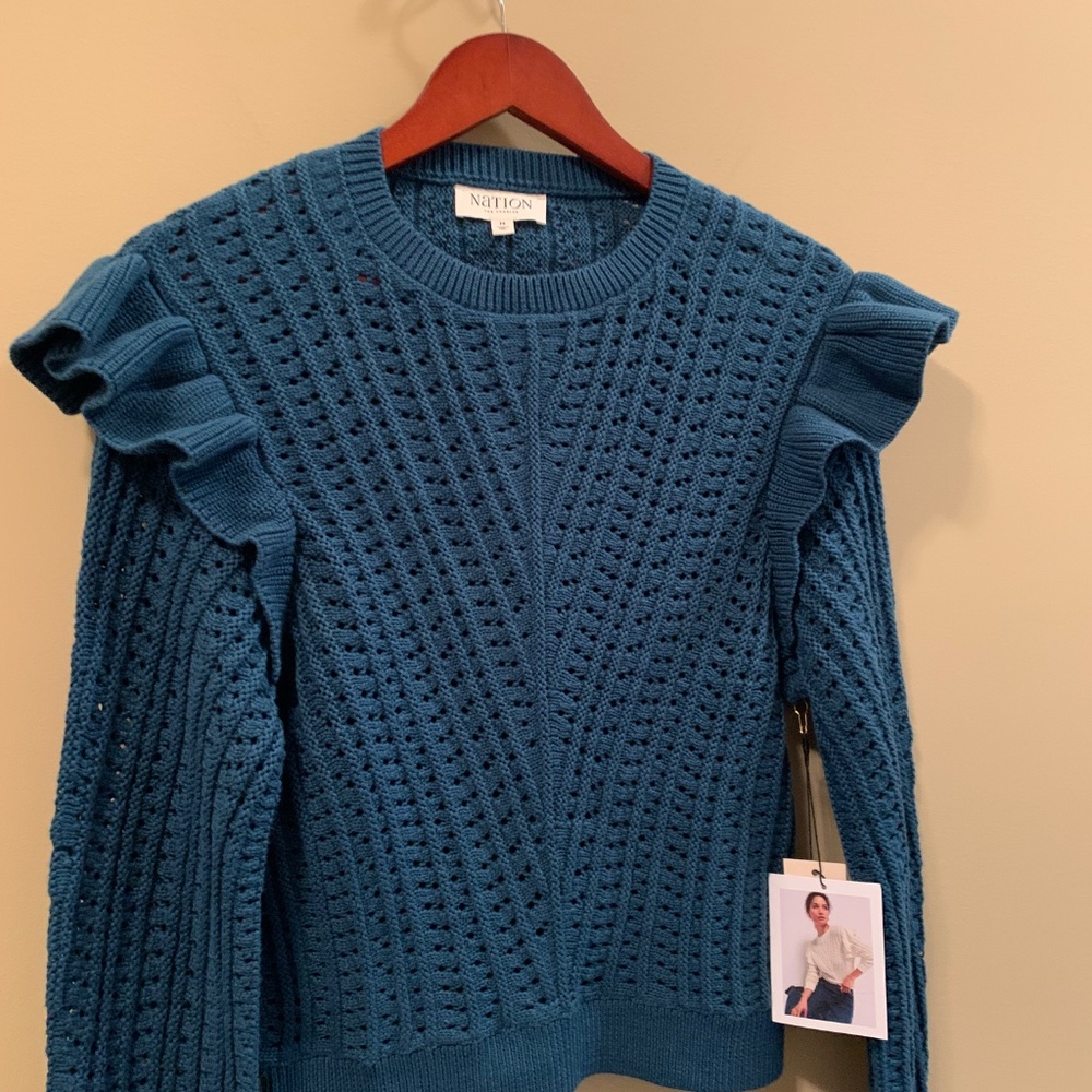 Sweater - Picture 4 of 8